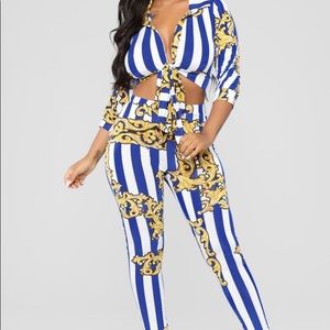 Fashion Nova 2 piece set